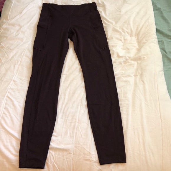 Burgundy Full Length Lululemon’s with Pockets - Picture 3 of 5